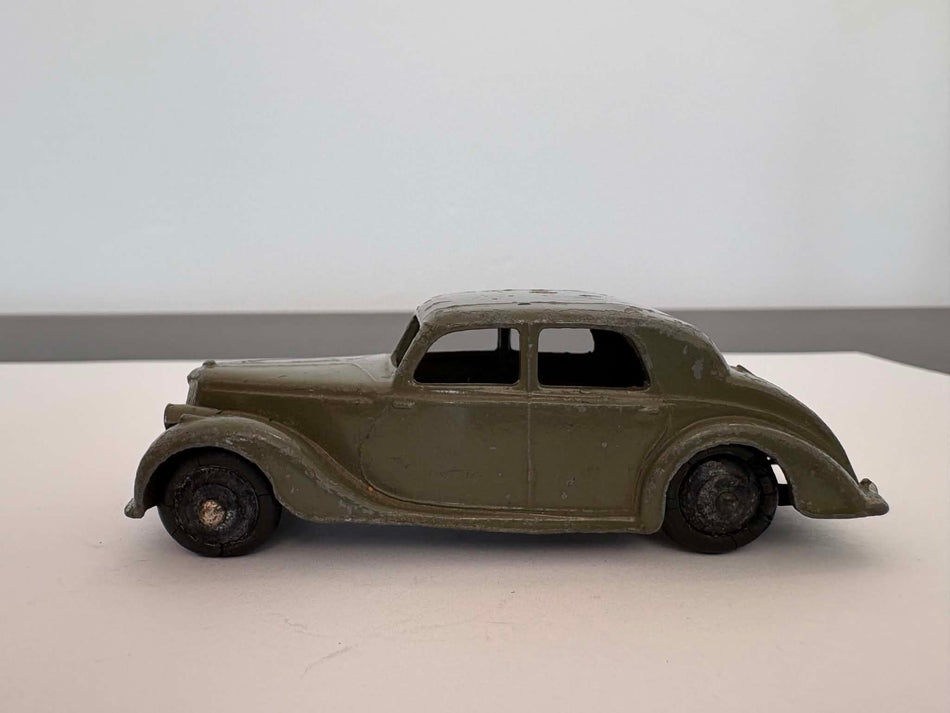 Vintage Dinky 40a Riley Saloon Car c.1950
