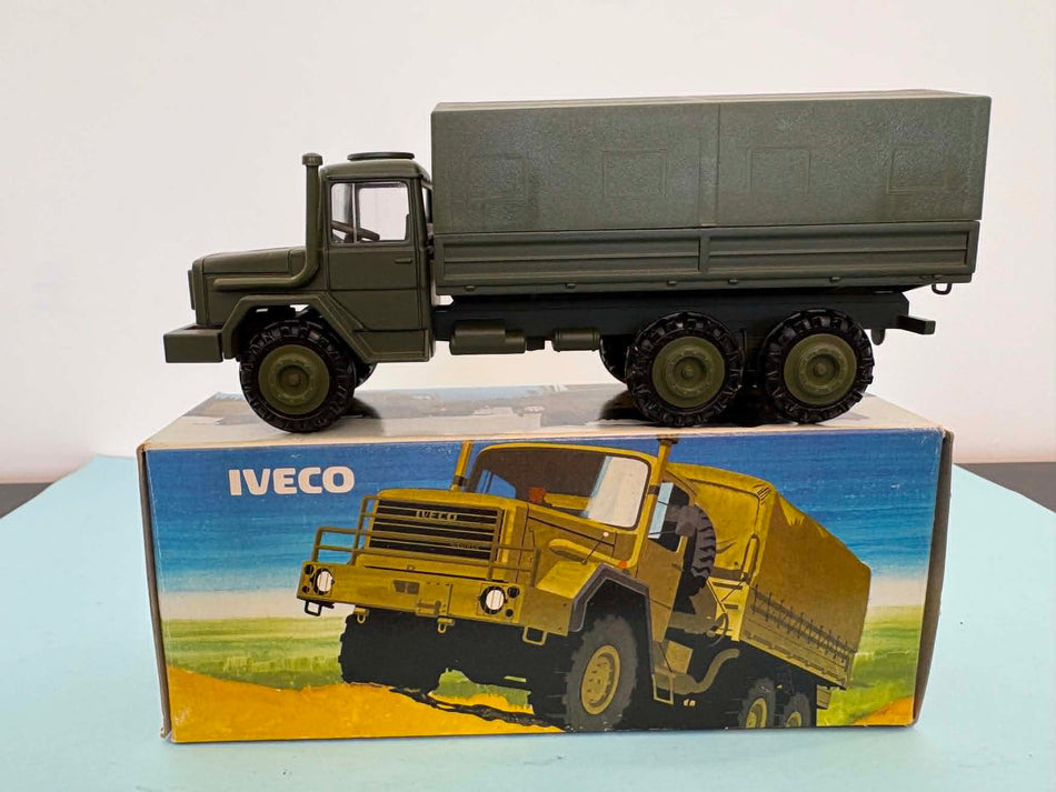 Cursor 4683 Iveco Magirus 256D 20AL 6x6 Transport Military in Original Box