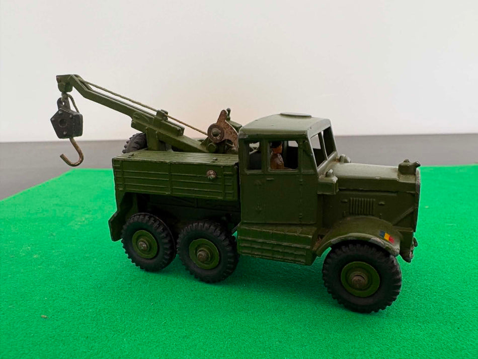 Dinky 661 Scammell Recovery Tractor