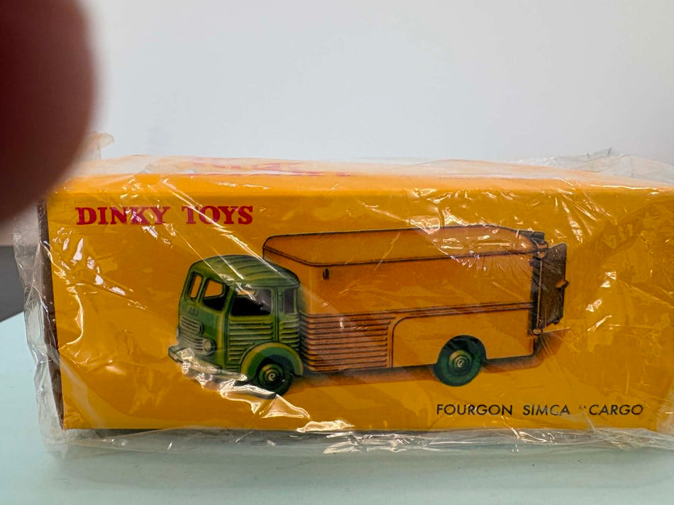 Dinky Atlas 33A Fourgon Simca Cargo in Unopened Box