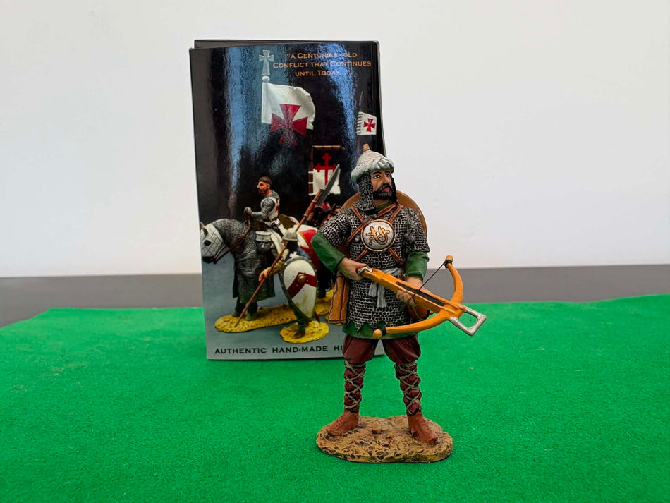 King and Country Crusaders - MK31 Saracen Crossbow Ready Metal Figure Boxed