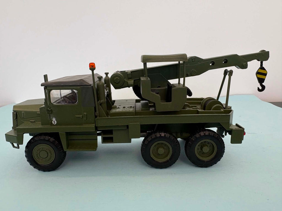 Hachette Collection 1:43 Berliet GBC KT Heavy Recovery Crane Military 6x6