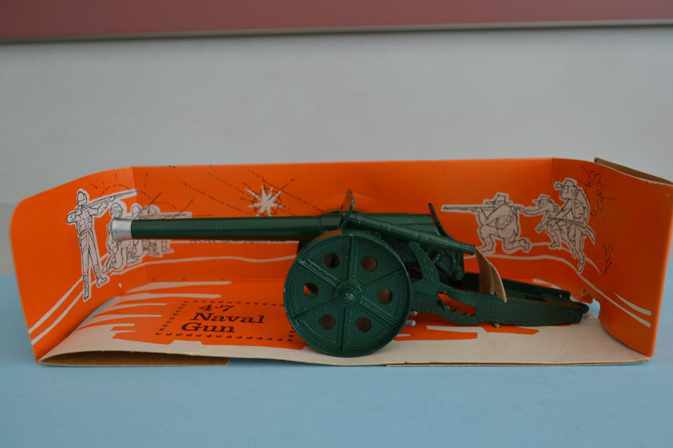 Britains 9730 4.7" Naval Gun & Shell Sprue on Original Insert Packaging