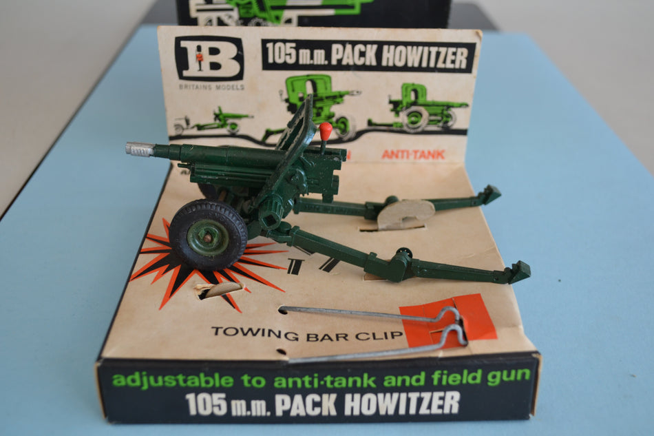 Britains 105mm Pack Howitzer Artillery Gun Boxed