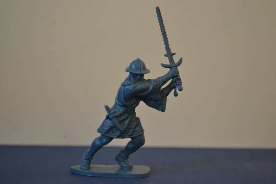 Airfix 1/32 Medieval Foot Soldier