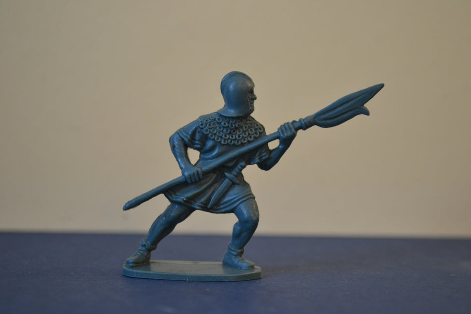 Airfix 1/32 Medieval Foot Soldier