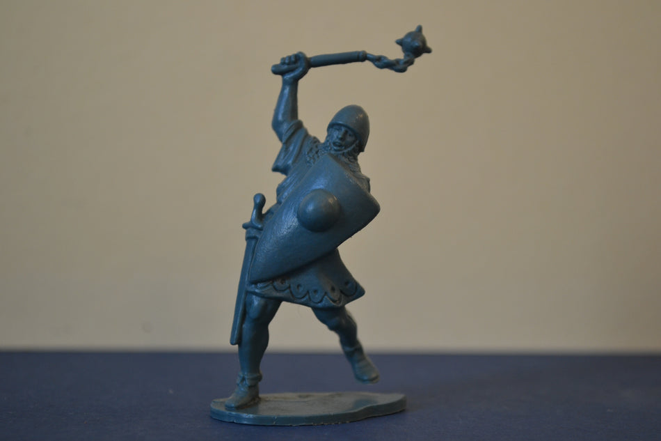 Airfix 1/32 Medieval Foot Soldier