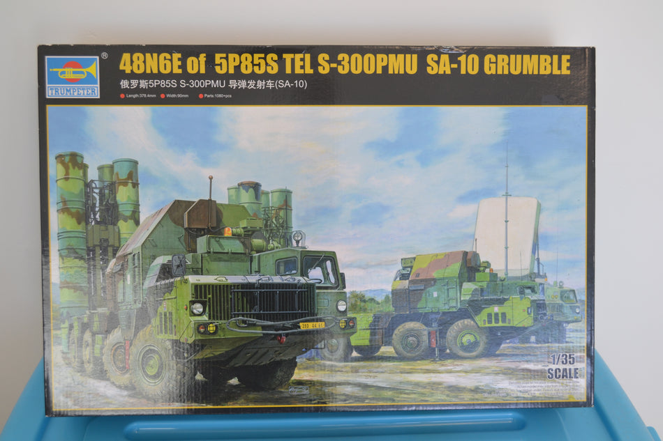 Trumpeter 1/35 TEL S-300PMU SA-10 Grumble Model Kit