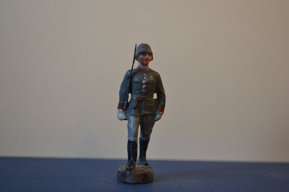 Elastolin German Infantry Officer Marching