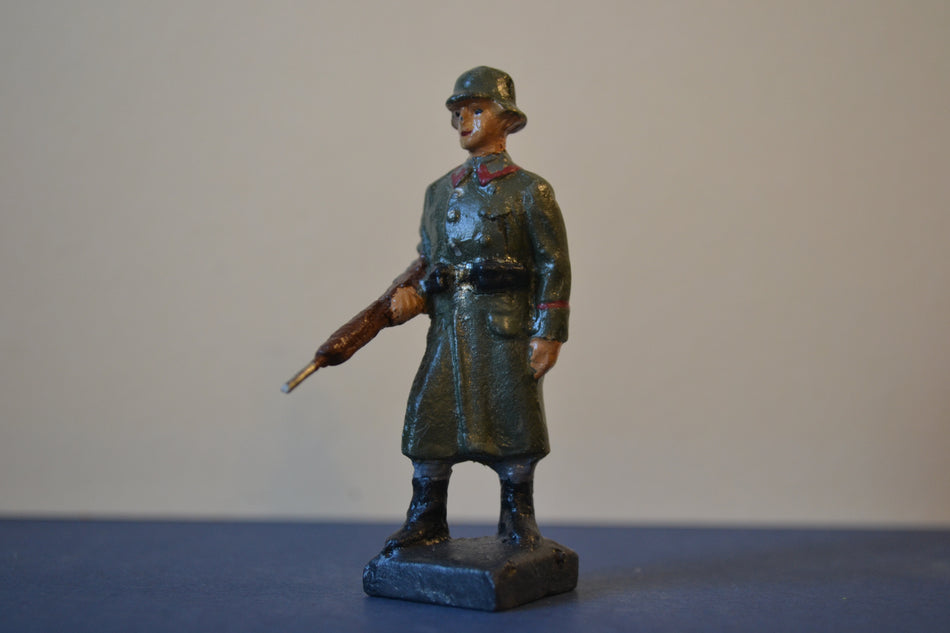 Lineol German Infantry Sentry