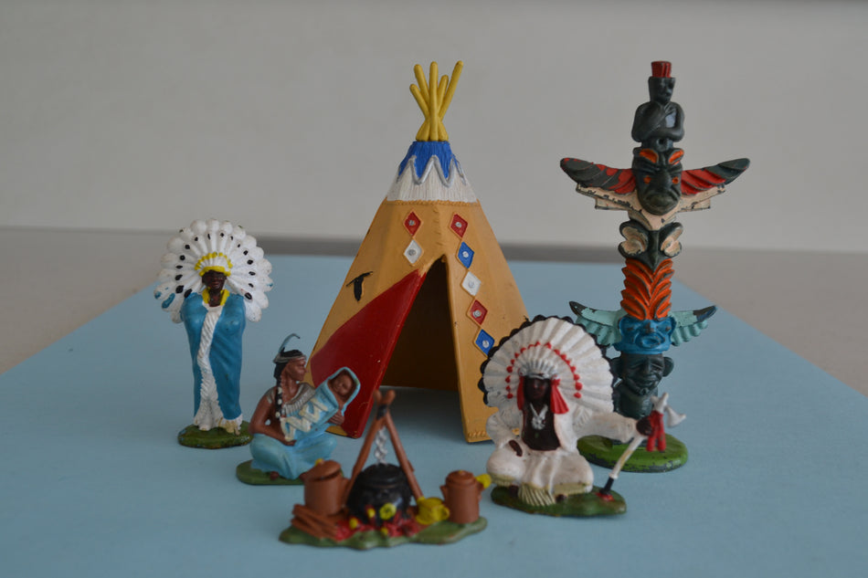 Britains Herald Indian Camp Set