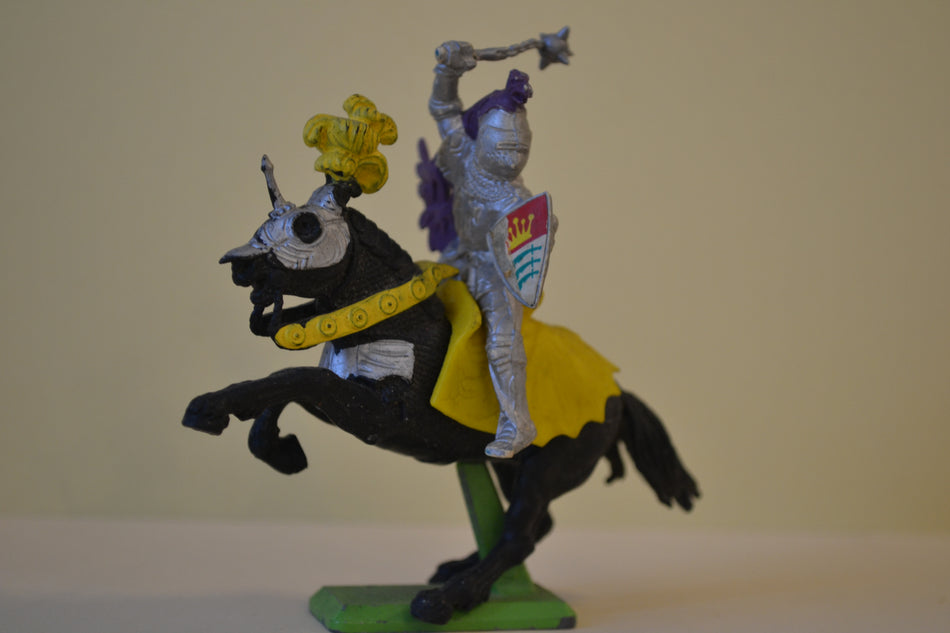 Britains Deetail Mounted Medieval Knight