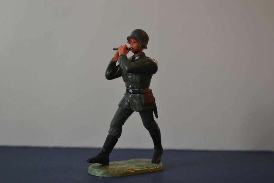 Elastolin German Infantry Band Flute Player