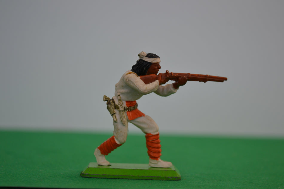 Britains Deetail Apache Warrior