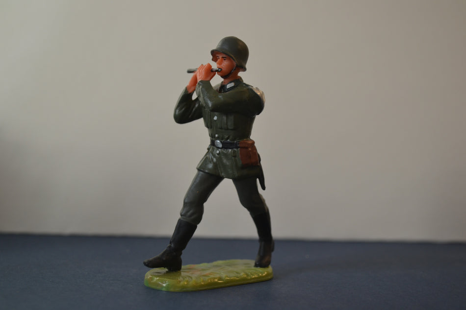 Elastolin German Infantry Band Flute Player