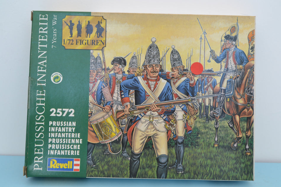 Revell 1/72 7 Years War Prussian Infantry boxed on sprue