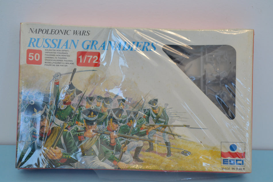 Esci 1/72 Napoleonic Wars Russian Grenadiers boxed on sprue