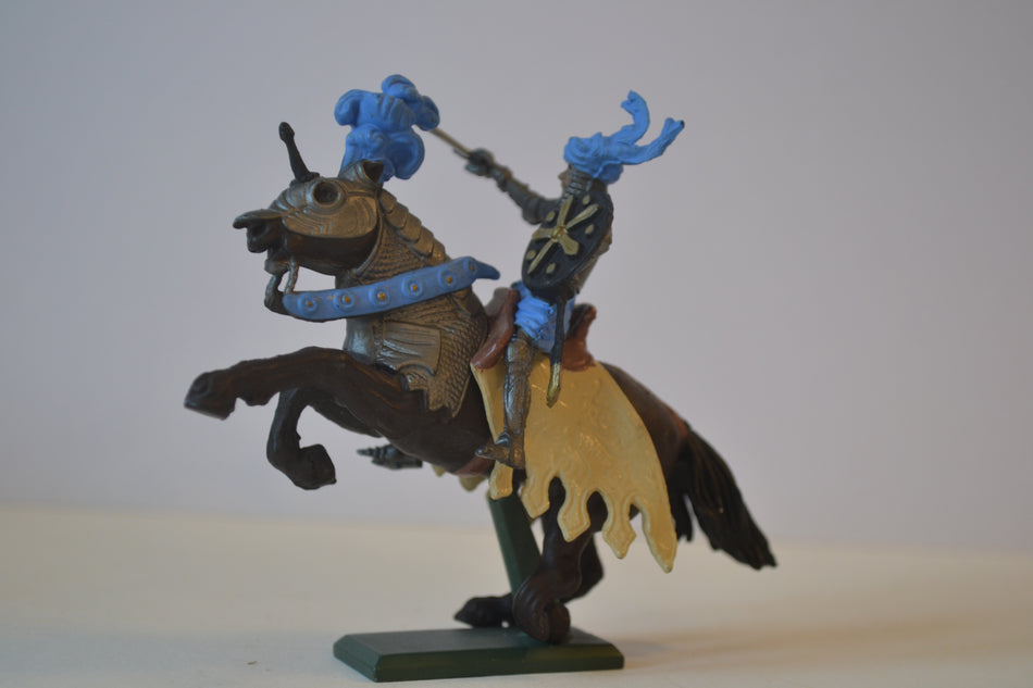 Britains Deetail Medieval Mounted Turk