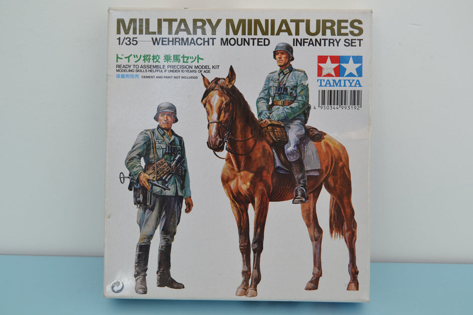 Tamiya 1/35 Wehrmacht Mounted Infantry Set boxed on sprue