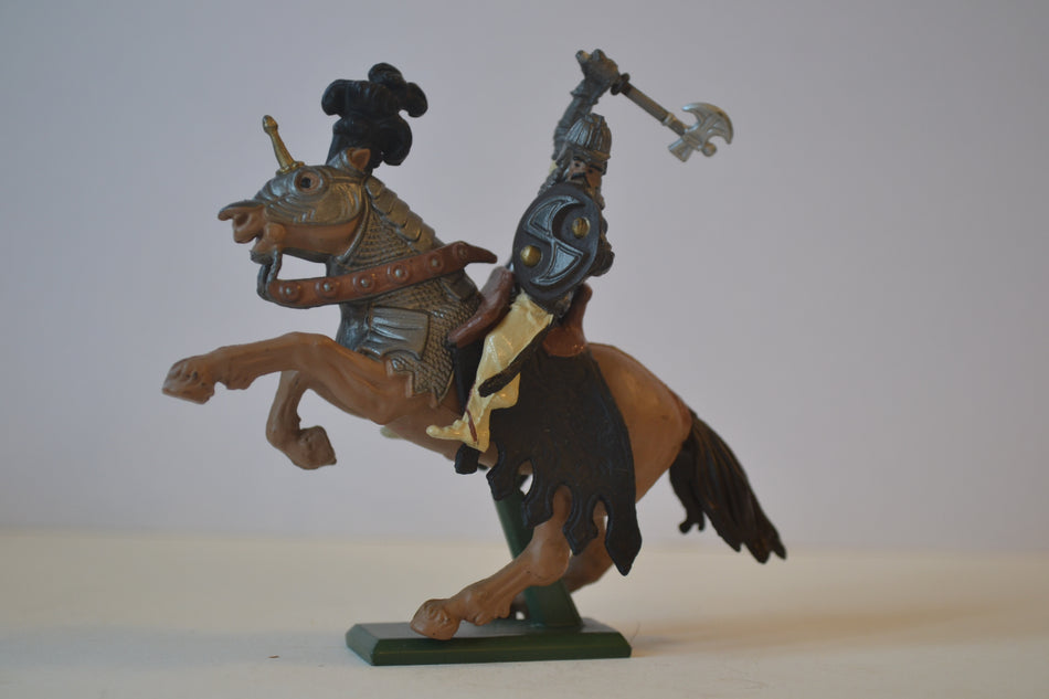 Britains Deetail Medieval Mounted Turk