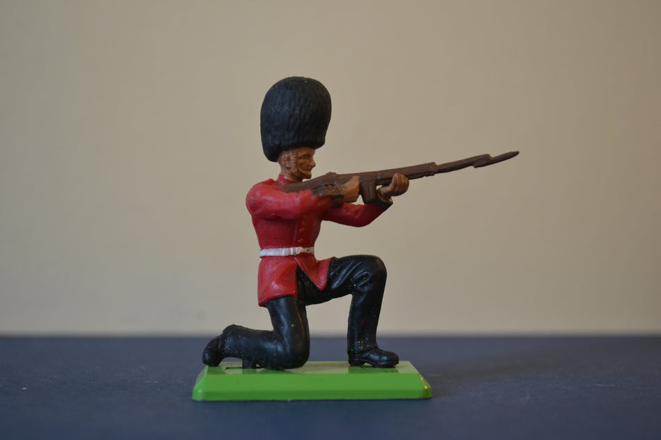 Britains Deetail British Guardsman