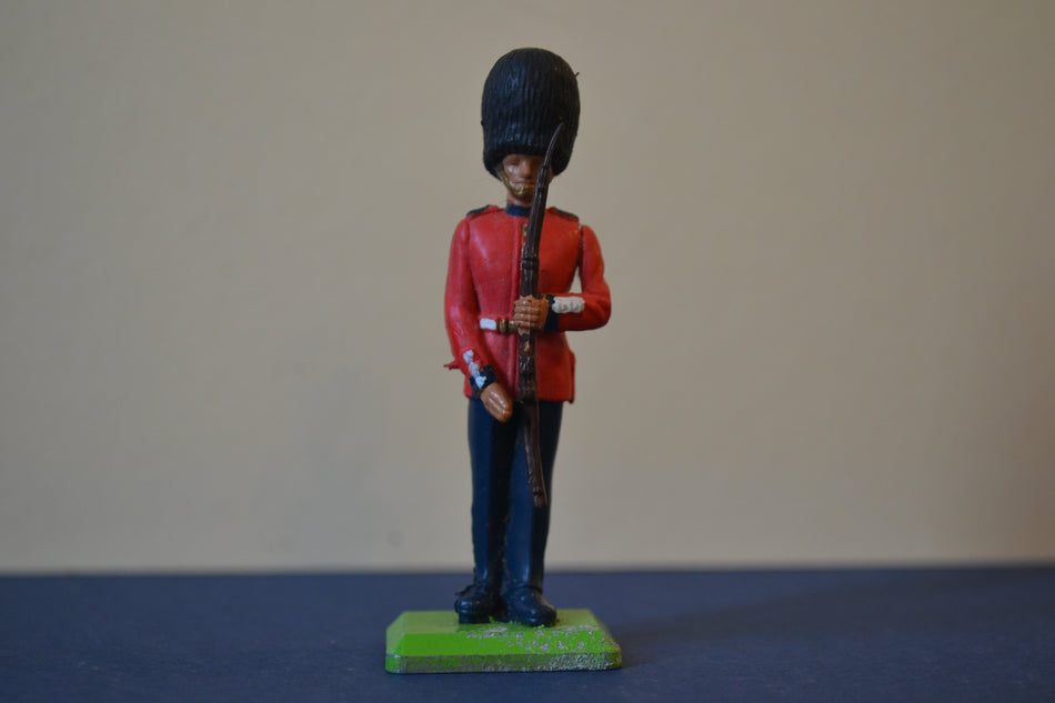 Britains Deetail British Guardsman