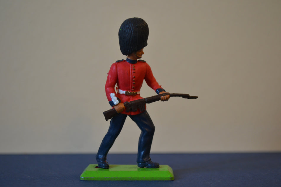 Britains Deetail British Guardsman