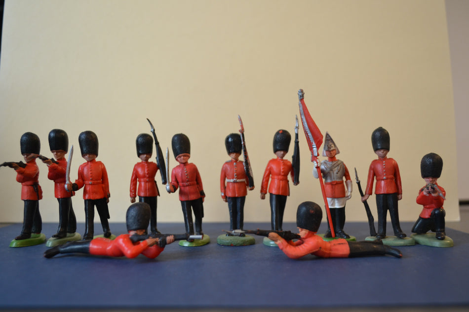 Britains Guardsmen Group