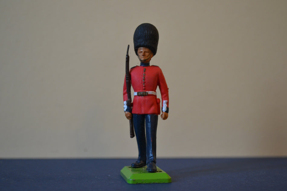 Britains Deetail British Guardsman