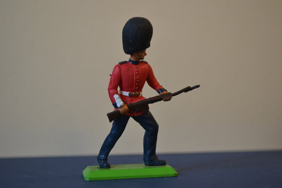 Britains Deetail British Guardsman