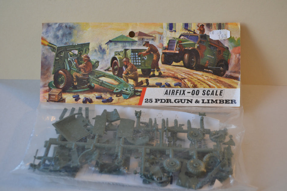 Airfix 25 Pounder and Limber Kit