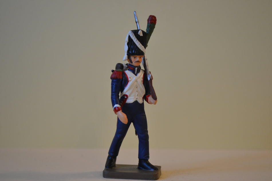 Starlux Napoleonic Chasseur a pied of the Guard