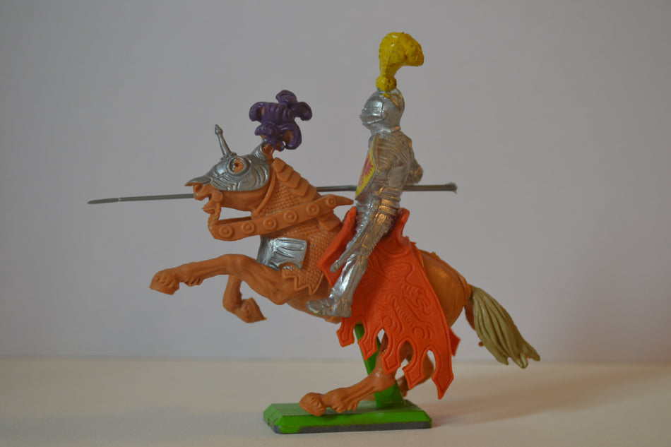 Britains Deetail Medieval Mounted Knight