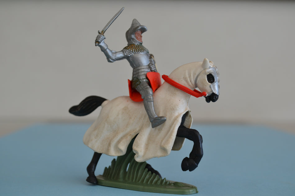 Britains Herald Mounted Medieval Knight