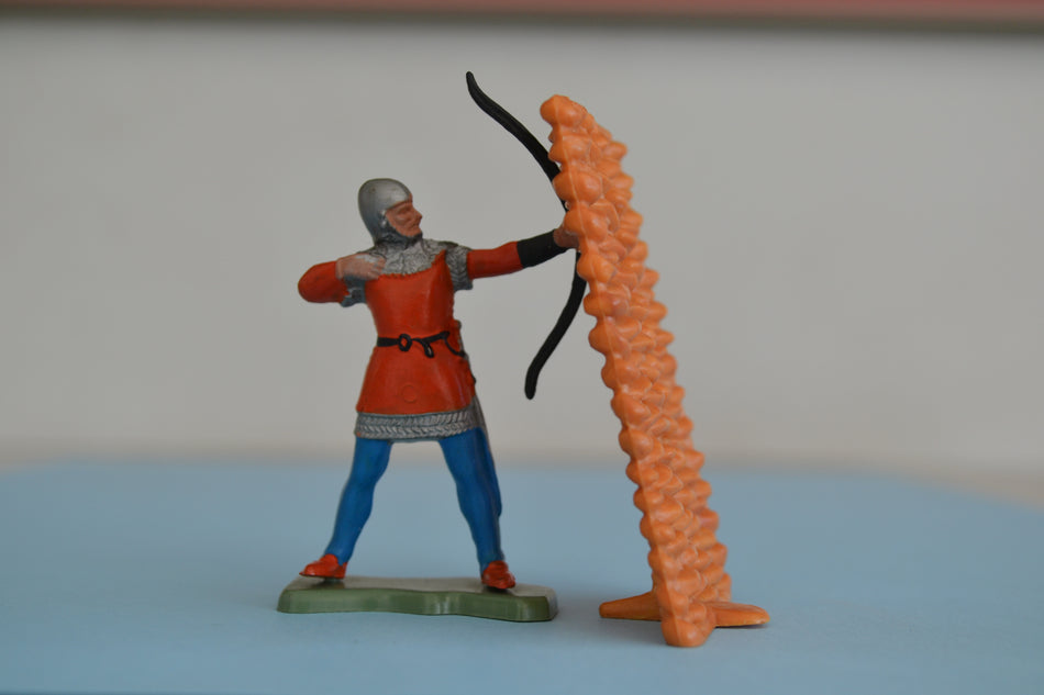 Britains Herald Medieval Archer with Wicker Palisade