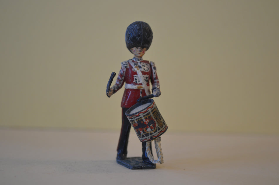 Britains Vintage Grenadier Guards Band Drummer