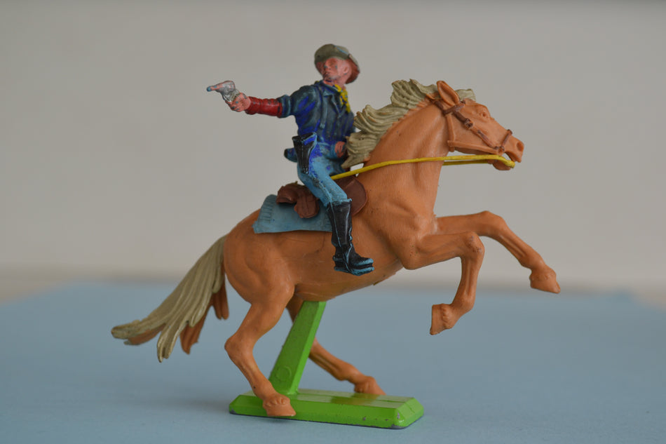 Britains Deetail Mounted 7th Cavalry Trooper