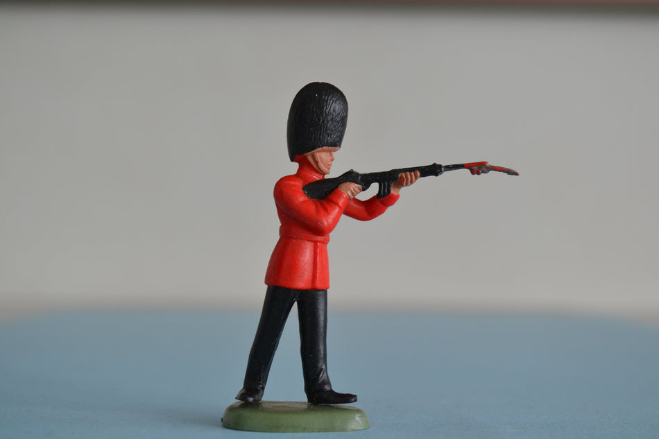 Britains Herald Guardsman