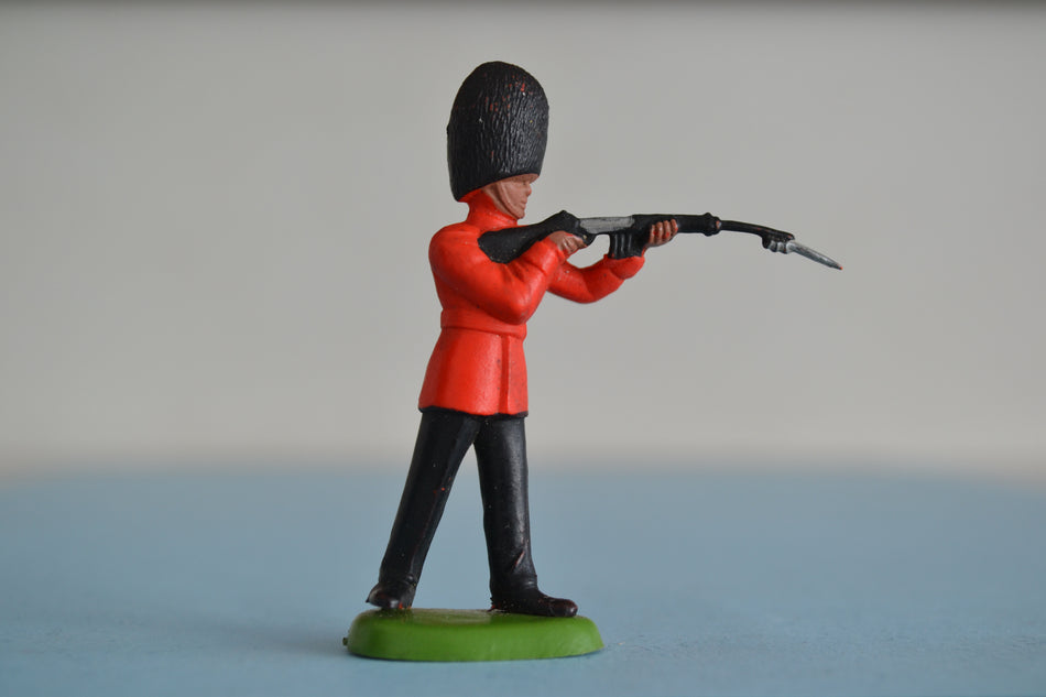 Britains Herald Guardsman