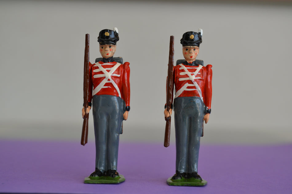 Britains Vintage 1815 British Infantry 1950s from Set 1518