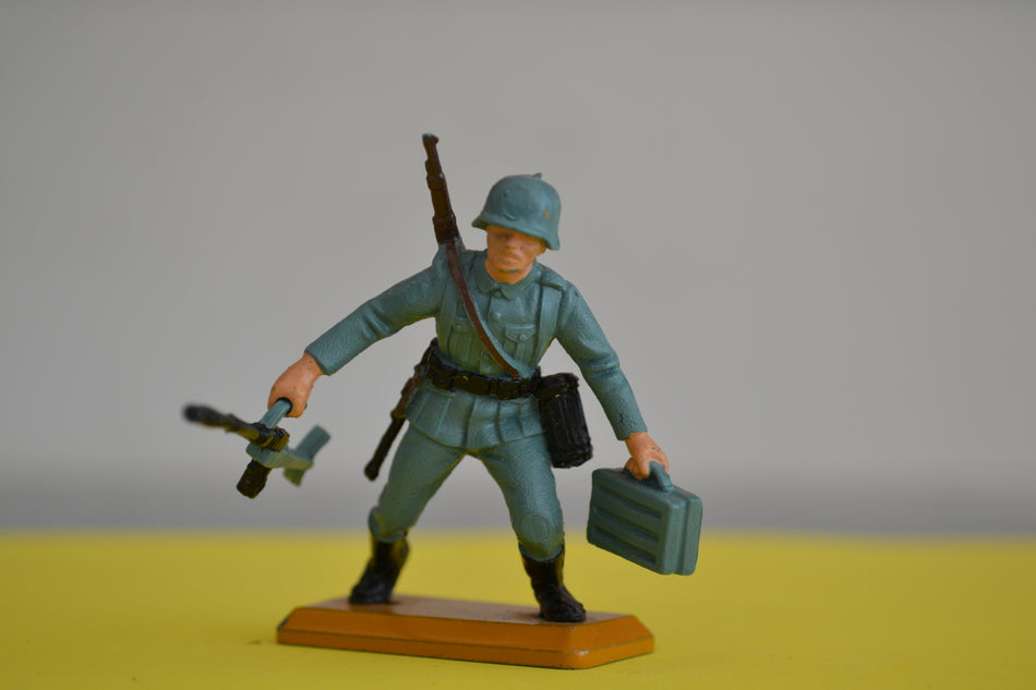 Britains Deetail WW2 German Infantry