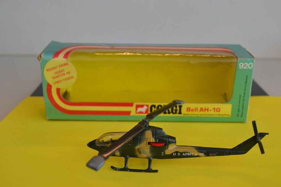Corgi Toys 920 Bell AH-1G Diecast Helicopter boxed