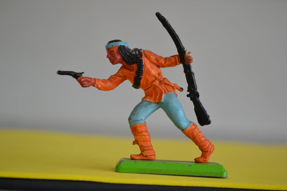 Britains Deetail Apache Warrior