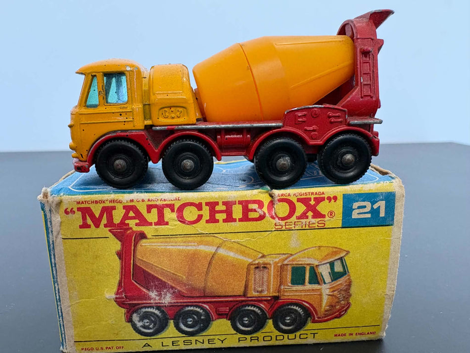 Matchbox 32 BP Tanker with original box