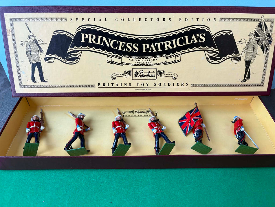 Britains 8856 Princess Patricias Canadian Light Infantry Boxed