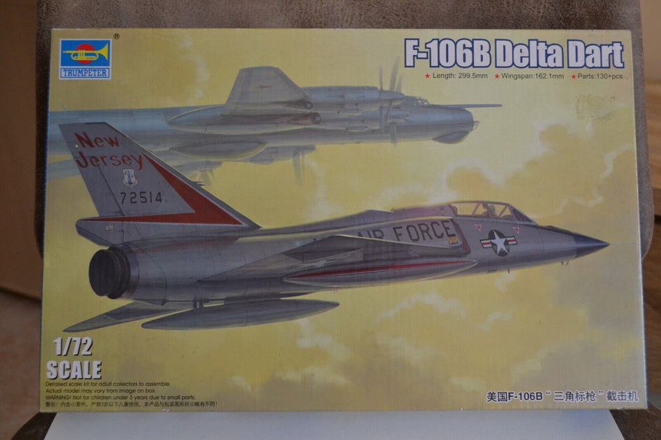 Trumpeter 1683 F-106B Delta Dart 1/72 Model Kit