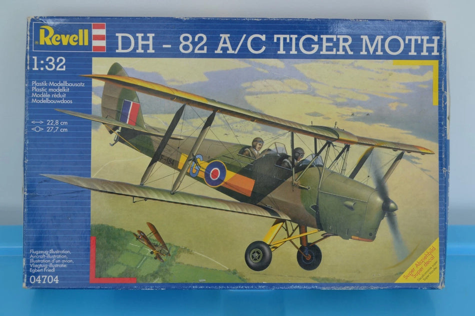 Revell 1:32 DH-82 A/C Tiger Moth Model Kit